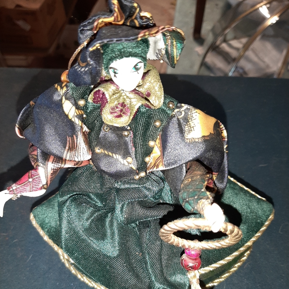 Porcelain doll Music box